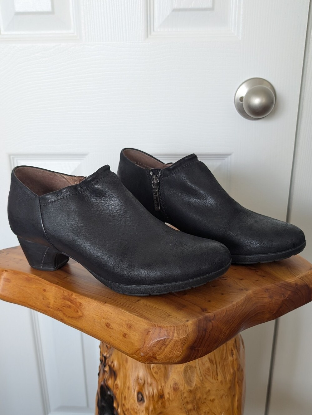 Dansko Women's Black Leather Low Heel Ankle Shoes